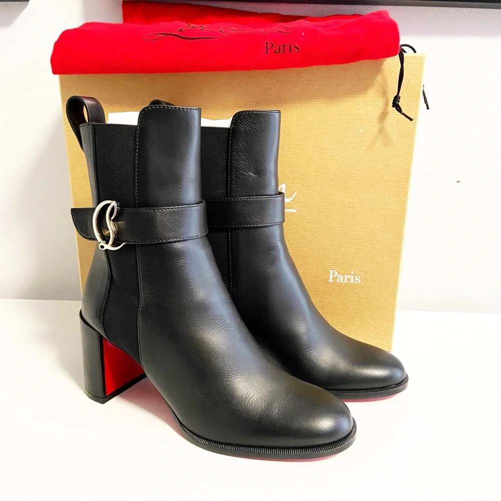 NWT CHRISTIAN LOUBOUTIN
CL 70 logo-embellished leather Chelsea boots - Picture 2 of 9